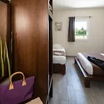 Le Ya'tis Otel 3*