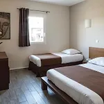 Otel Le Ya'tis 3*