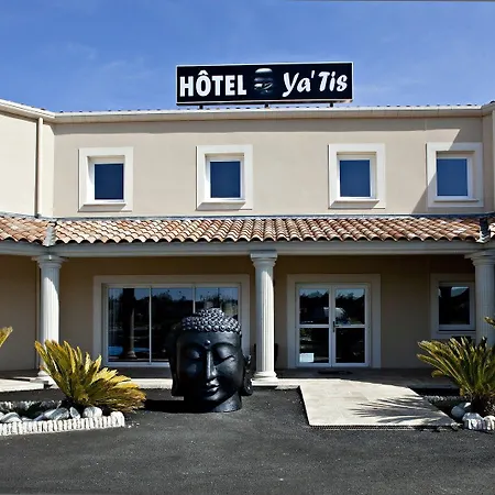 Le Ya'tis 3* Saint-Laurent-des-Arbres