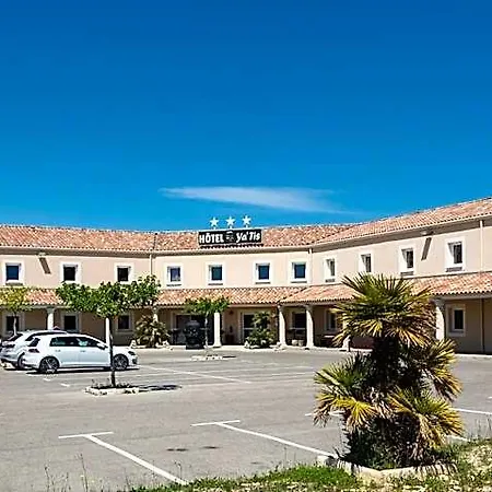 Le Ya'tis Hotel 3*