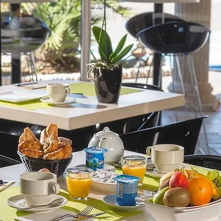 Hotell Le Ya'tis 3*
