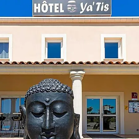 Le Ya'tis Hotell