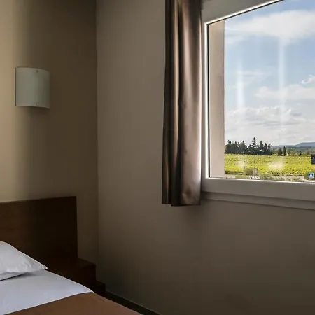 Hotel Le Ya'tis